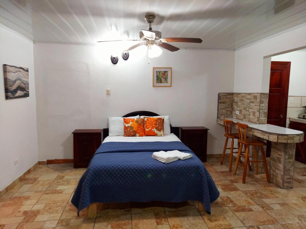 Loma Tranquila 3* Pilas