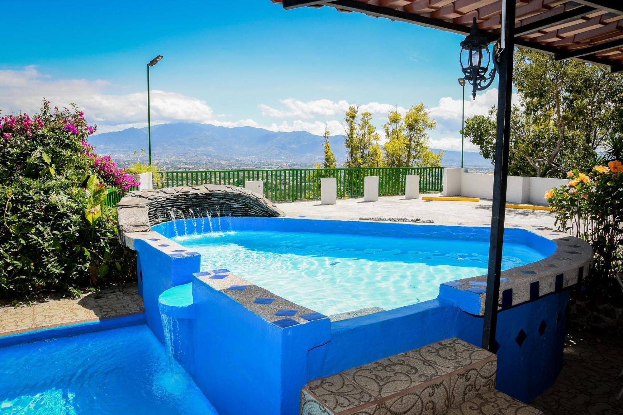 Loma Tranquila 3* Pilas